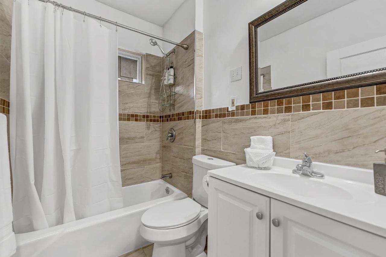水牛城Renovated Main Floor Large 3 Bed House别墅 外观 照片